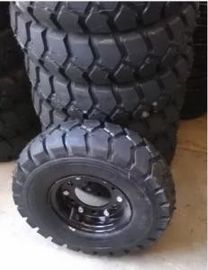 Trailer Tractor Solid Forklift Tires Wear Resisting Environmentally Friendly