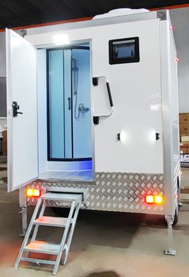 Luxury Customizable Single Suite Mobile Toilet ShowerTrailer/Porta Potty for Rent for Weddings Festivals, Outdoors, Traveling