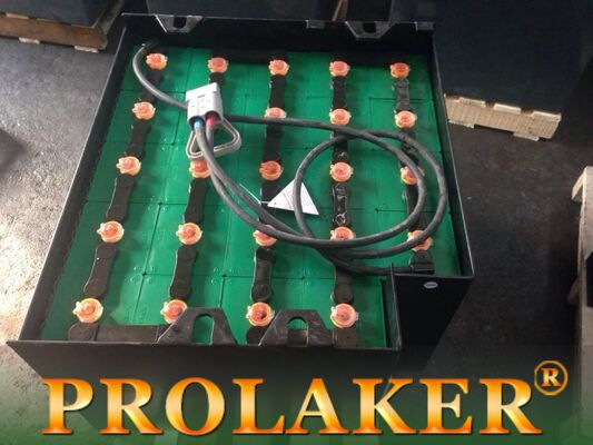 440Ah/5hrs Forklift Traction Battery , Lead Acid Forklift Battery 48V Screw Connection