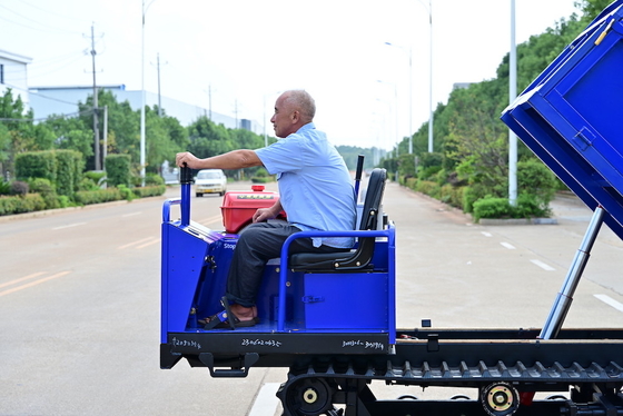 3000kg 20.1kw / 2600r/Min Engine Power GF3000 Tracked Dumper High Efficiency Durian Harvesting Machinery