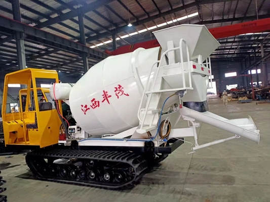 Self Propelled Hydraulic Tipping 1-5 Tons Maximum Loading Concrete Mixer GF5000b Crawler Carrier