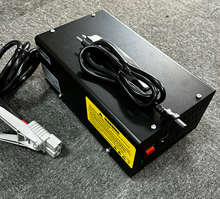 ESCH Series 24V 30A Battery Charger High Frequency Charger 240v 1PHASE Forklift Battery Charger
