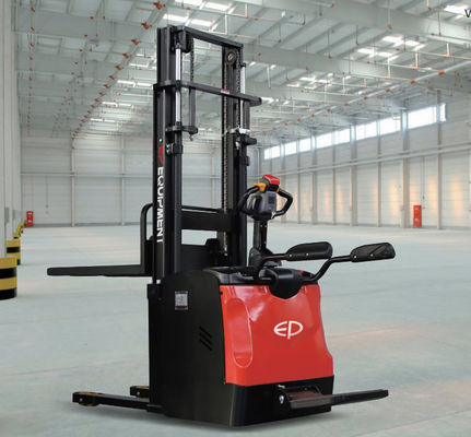 1.6/2.0T Electric Stacker Lead-acid Battery or Li-ion Battery Operated with Adjustable Lifting Forks