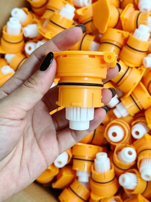 Factory Wholesale High‑Performance Flip Top Vent Cap, Flame‑Arresting Tight‑Seal Reusable Battery Filling Cap Accessory For Multiple Forklift Battery Models