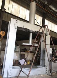 Heavy Duty 400 Ton Forklift Tyre Press Machine For Solid Tire Loading / Unloading